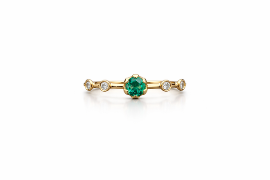 Emerald Balance Ring – 18K Gold (Made to Order)